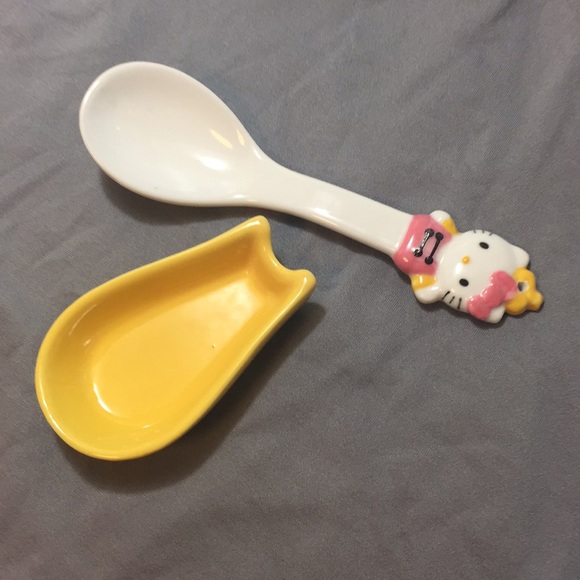 🎀🌟HELLO KITTY🌟🎀CERAMIC SPOON & REST🎉💕 - Picture 2 of 7